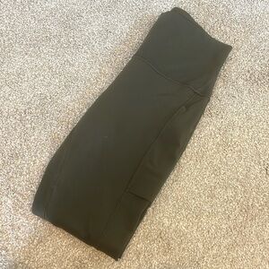 Lululemon Align - Size 8. 28 length. Green with pockets